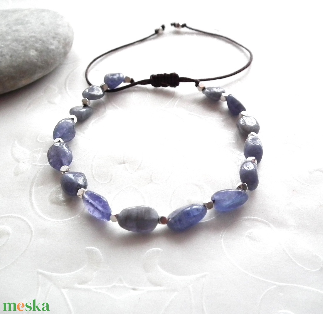 Tanzanit karkötő - ékszer - karkötő - gyöngyös karkötő - Meska.hu