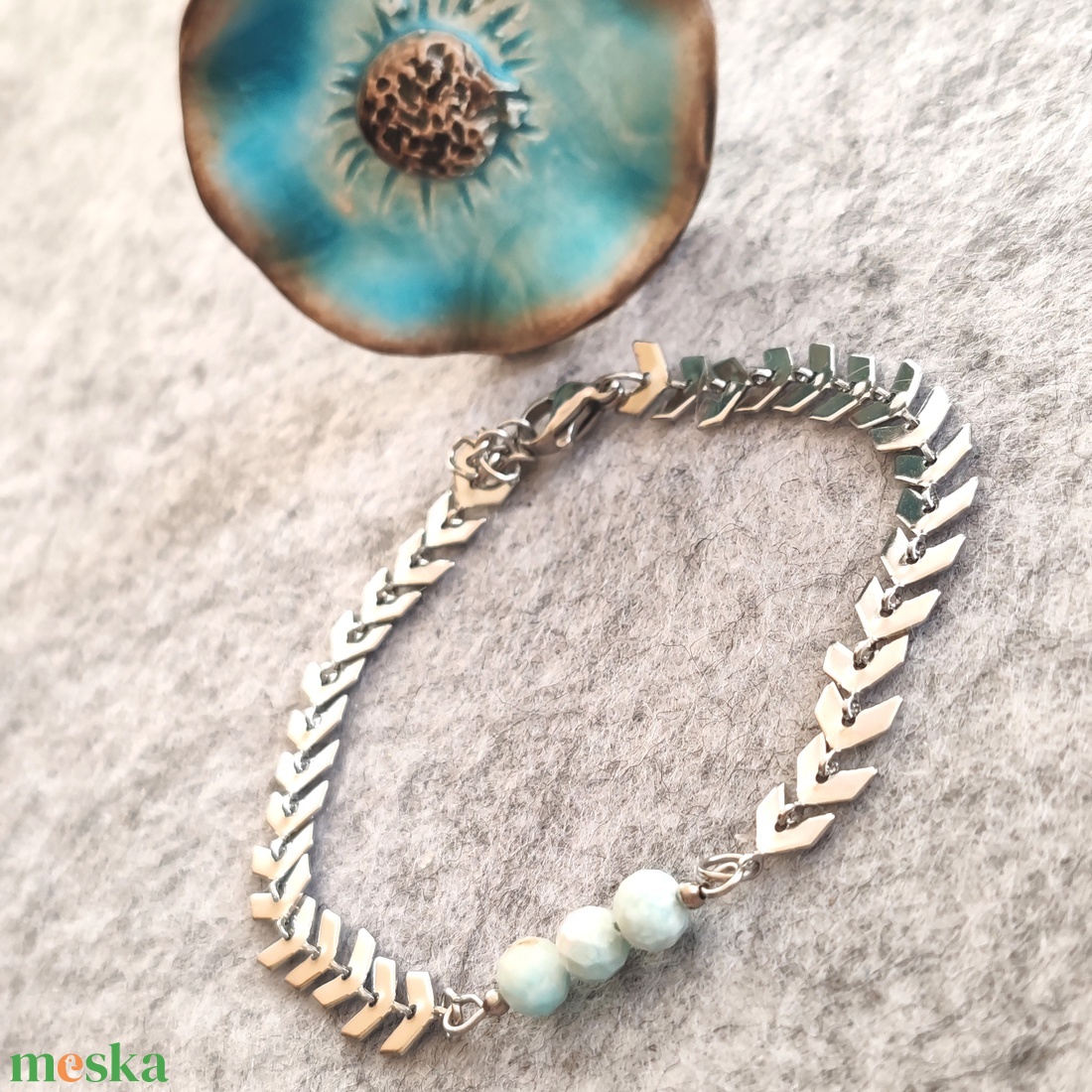 Minimál larimar nemesacél karkötő - ékszer - karkötő - gyöngyös karkötő - Meska.hu Minimál larimar nemesacél karkötő - ékszer - karkötő - gyöngyös karkötő - Meska.hu
