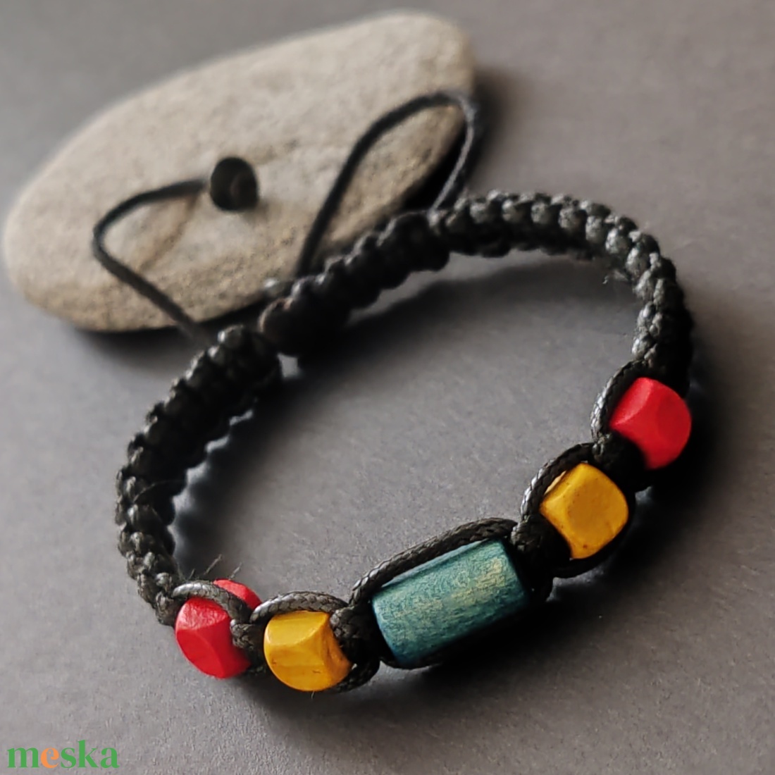 Jamaica... csomózott férfi fa karkötő - ékszer - karkötő - fonott karkötő - Meska.hu