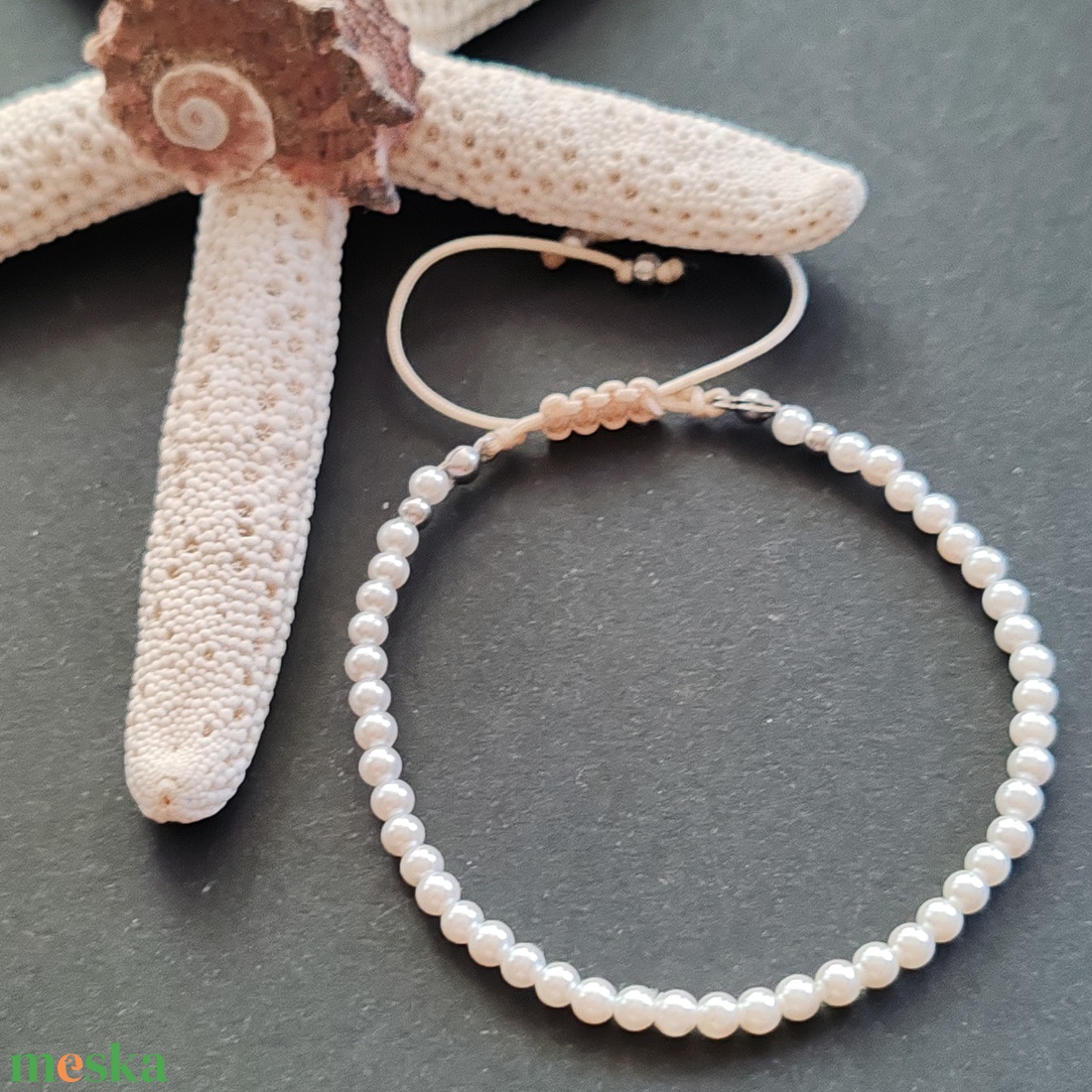 Shell pearl karkötő - ékszer - karkötő - gyöngyös karkötő - Meska.hu