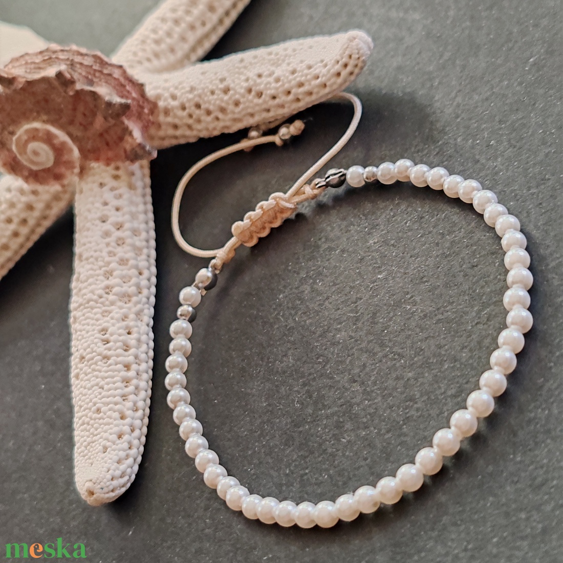 Shell pearl karkötő - ékszer - karkötő - gyöngyös karkötő - Meska.hu