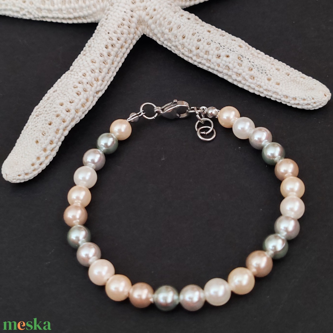 Shell pearl karkötő - ékszer - karkötő - gyöngyös karkötő - Meska.hu