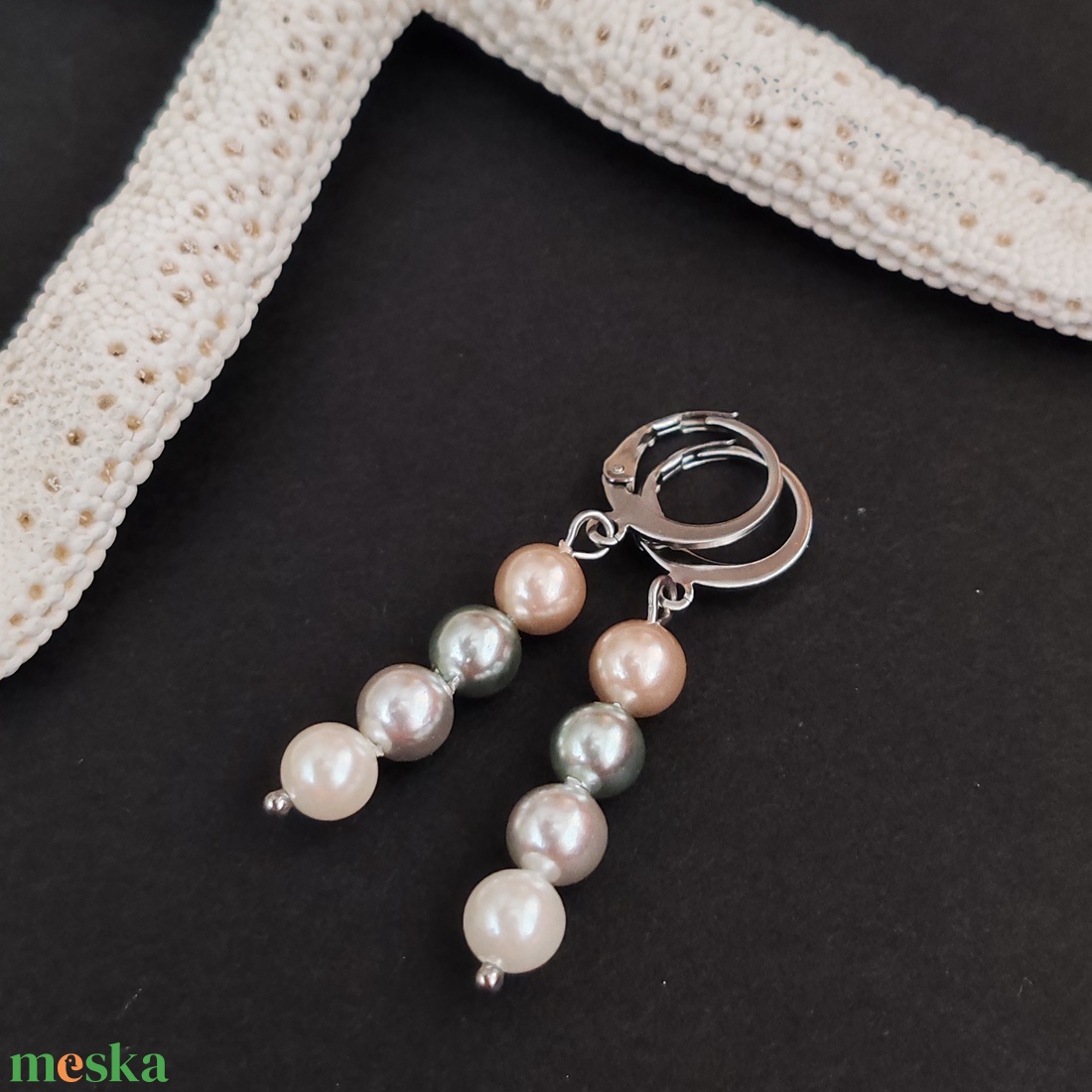 Shell pearl fülbevaló  - ékszer - fülbevaló - lógó fülbevaló - Meska.hu