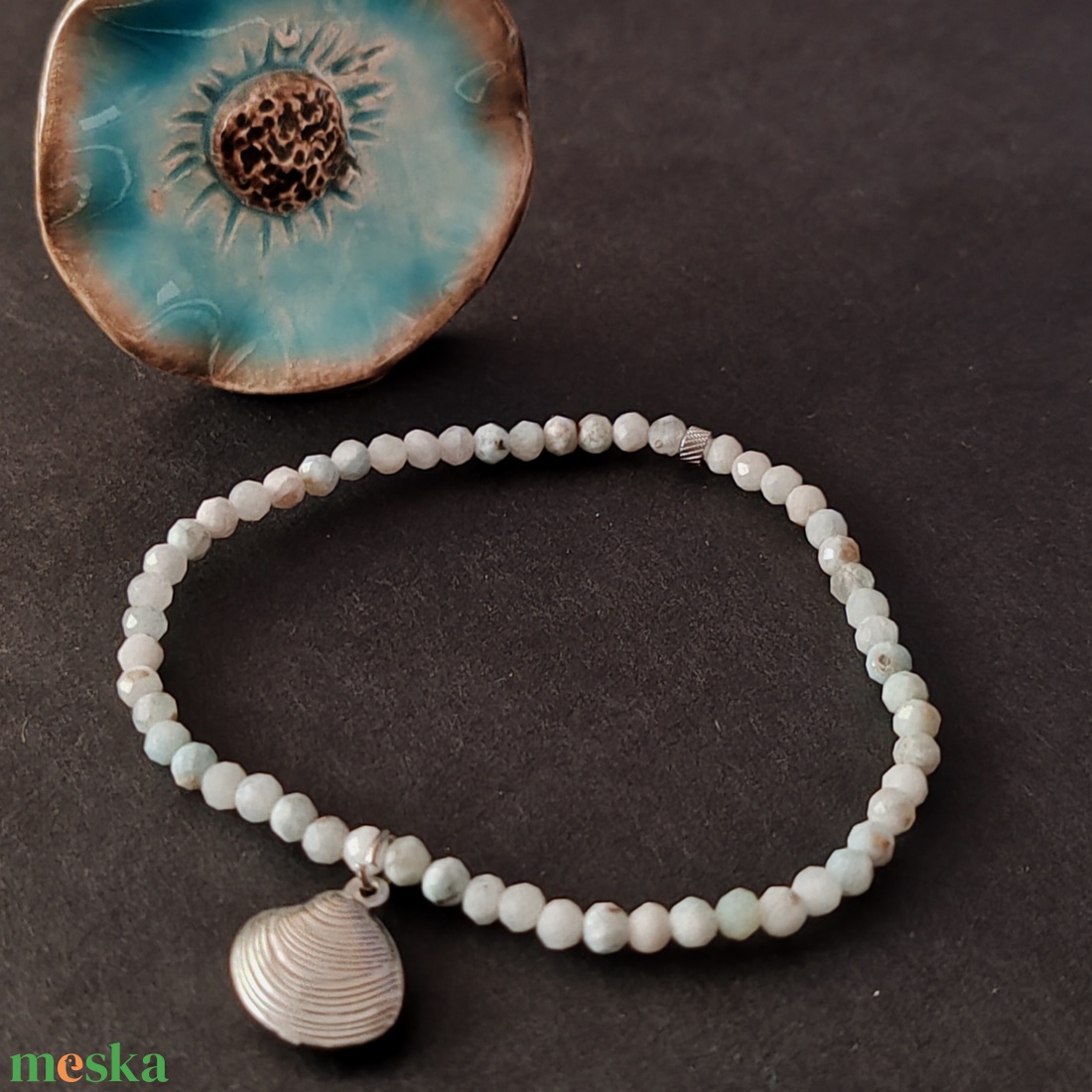 Mini larimar gumis karkötő - ékszer - karkötő - gyöngyös karkötő - Meska.hu Mini larimar gumis karkötő - ékszer - karkötő - gyöngyös karkötő - Meska.hu