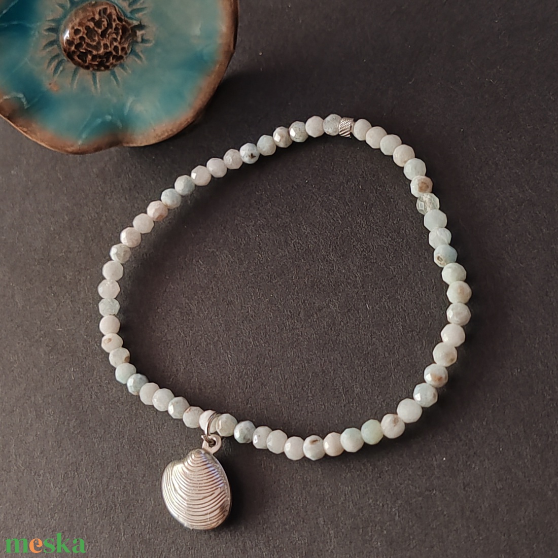 Mini larimar gumis karkötő - ékszer - karkötő - gyöngyös karkötő - Meska.hu Mini larimar gumis karkötő - ékszer - karkötő - gyöngyös karkötő - Meska.hu