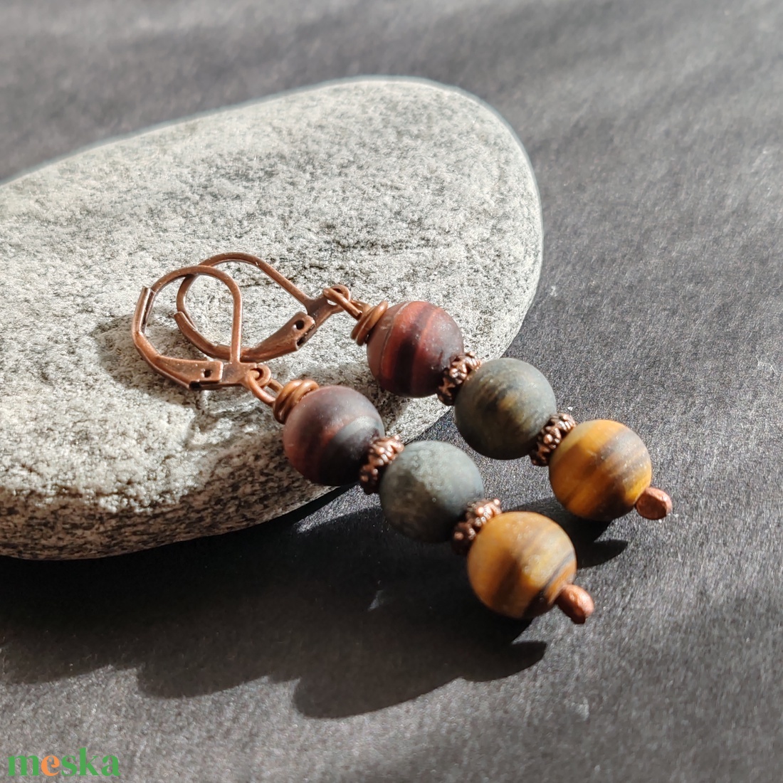 Matt tigrisszem fülbevaló - ékszer - fülbevaló - lógó fülbevaló - Meska.hu Matt tigrisszem fülbevaló - ékszer - fülbevaló - lógó fülbevaló - Meska.hu