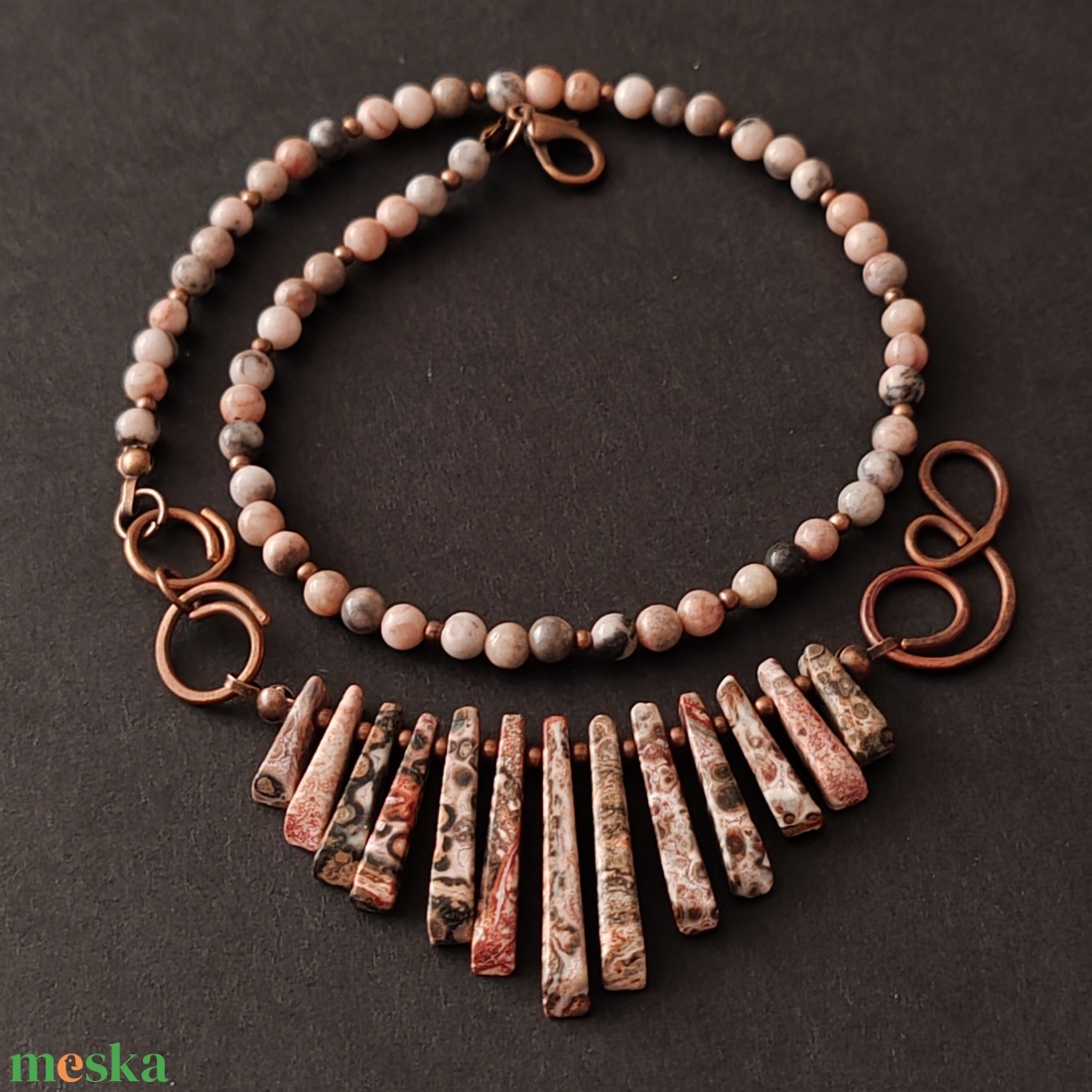 Jáspis nyaklánc vörösrézzel  - ékszer - nyaklánc - gyöngyös nyaklánc - Meska.hu