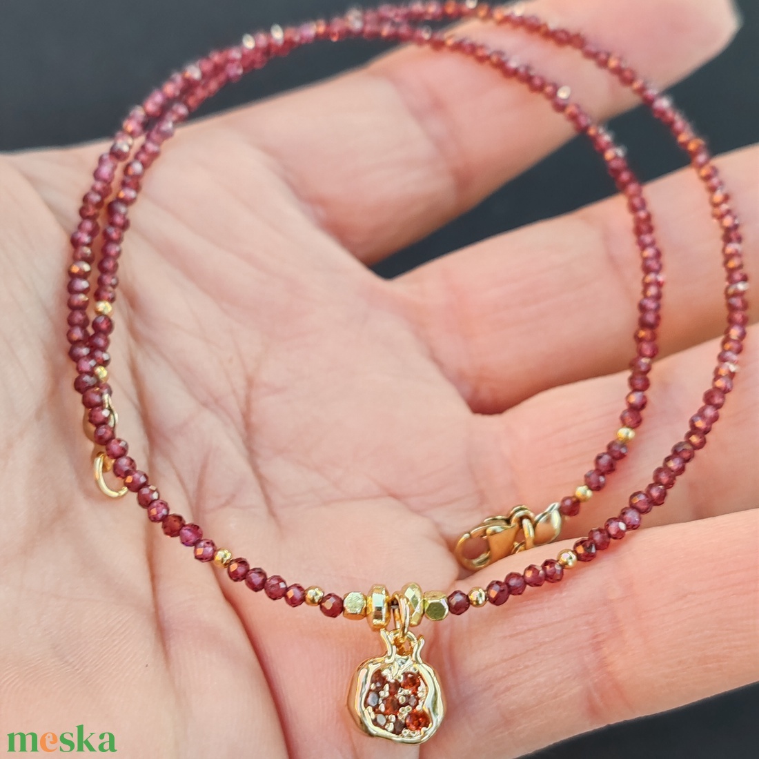 Minidesign... gránátalma - nemesacél nyaklánc   - ékszer - nyaklánc - gyöngyös nyaklánc - Meska.hu