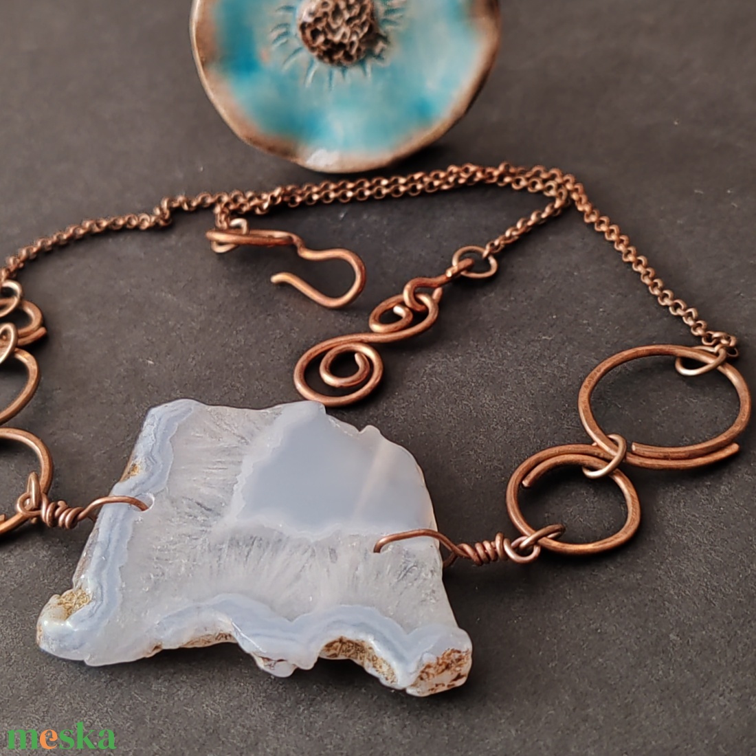 Kalcedon vörösréz nyaklánc  - ékszer - nyaklánc - gyöngyös nyaklánc - Meska.hu