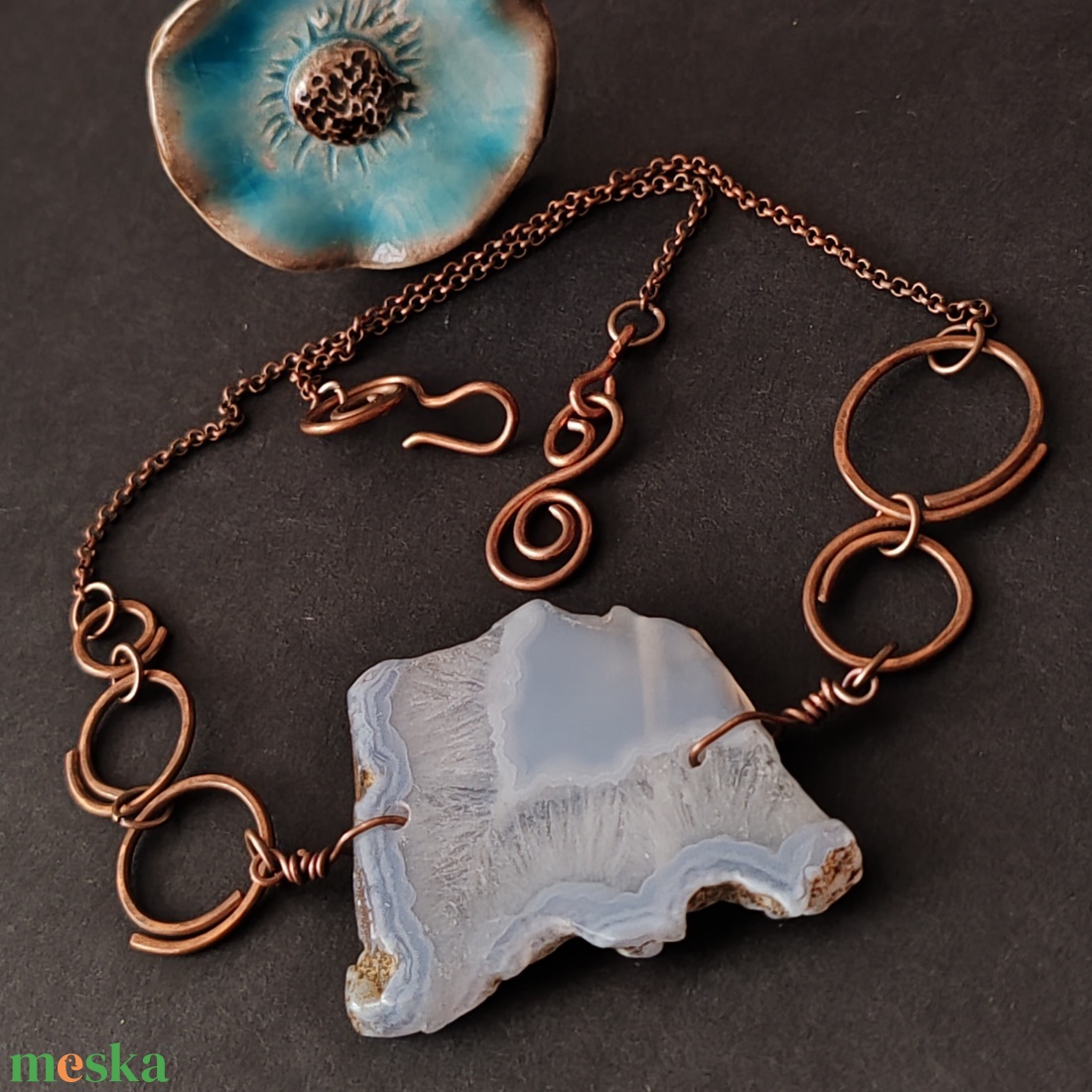 Kalcedon vörösréz nyaklánc  - ékszer - nyaklánc - gyöngyös nyaklánc - Meska.hu