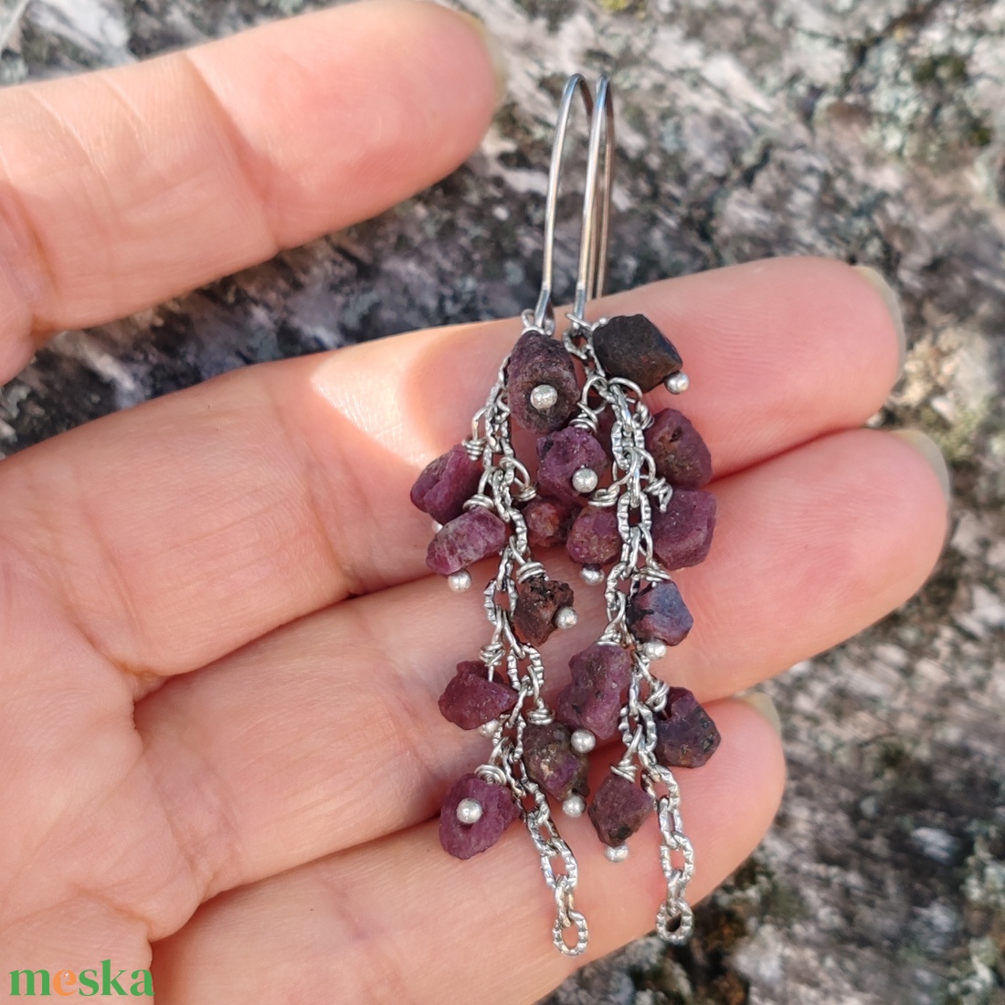 Nyers rubin fülbevaló  - ékszer - fülbevaló - lógó fülbevaló - Meska.hu