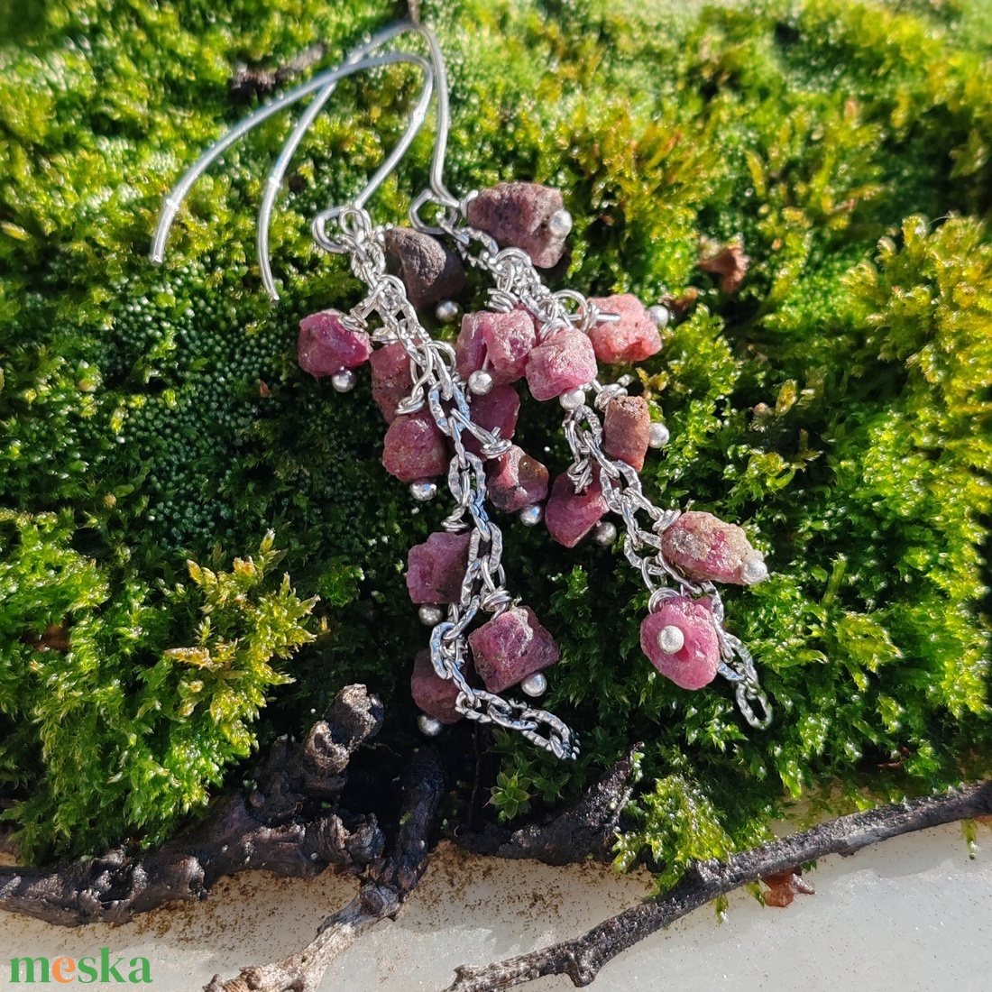 Nyers rubin fülbevaló  - ékszer - fülbevaló - lógó fülbevaló - Meska.hu