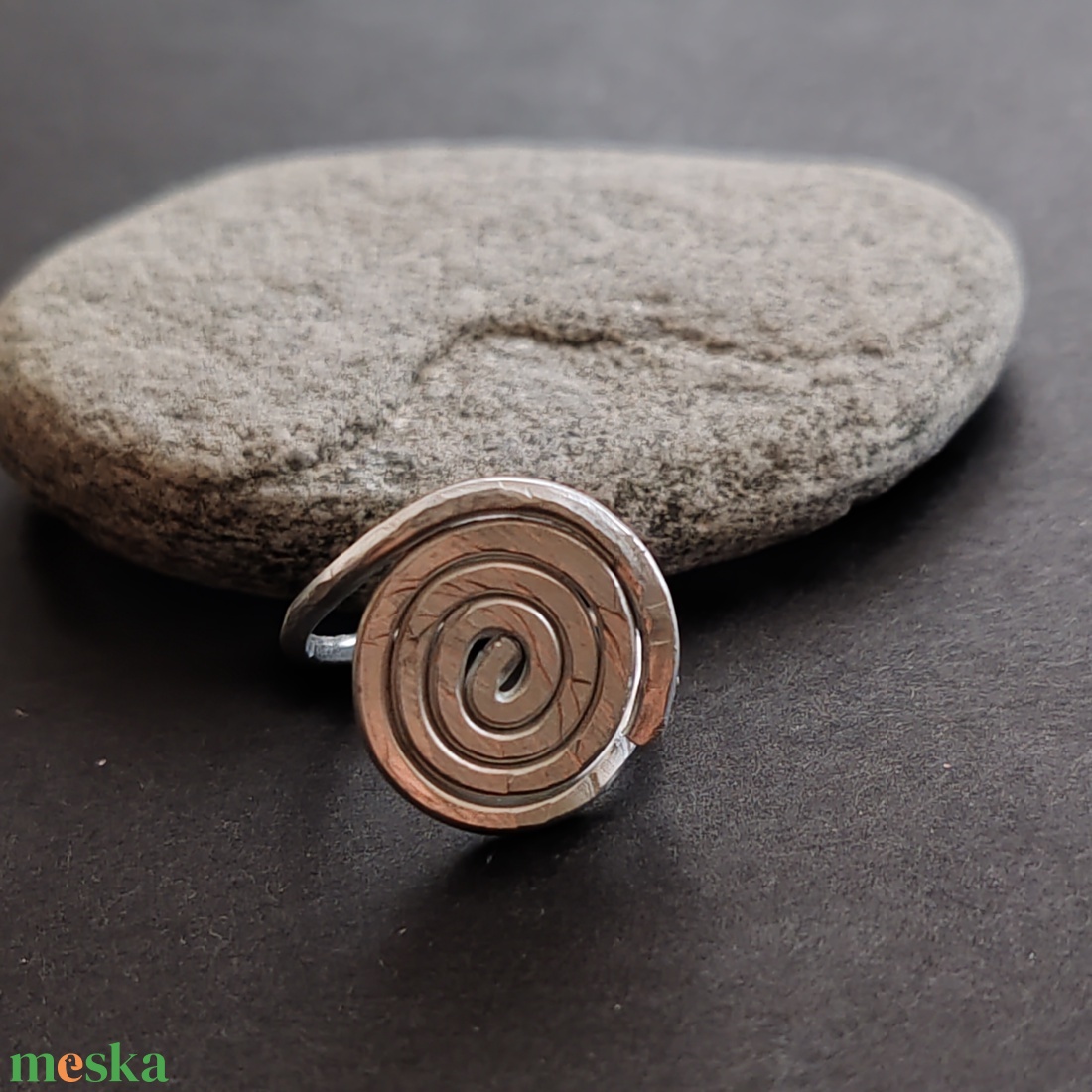 Kakaós tekercs...  ezüst alumínium gyűrű  - ékszer - gyűrű - fonódó gyűrű - Meska.hu