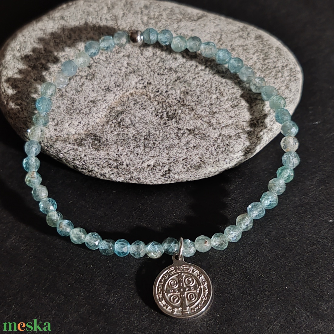 Apatit karkötő - ékszer - karkötő - gyöngyös karkötő - Meska.hu