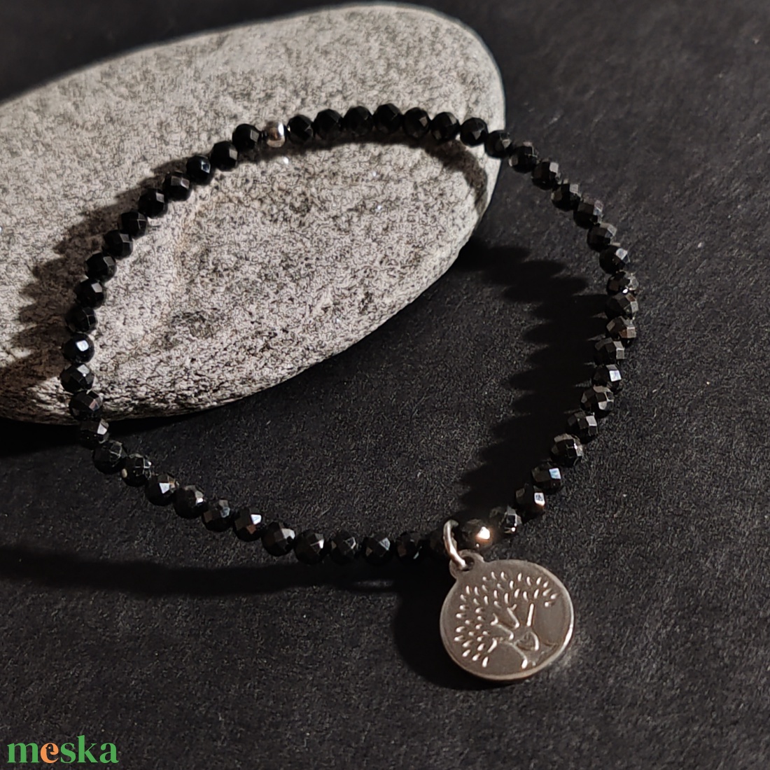 Spinel karkötő - ékszer - karkötő - gyöngyös karkötő - Meska.hu