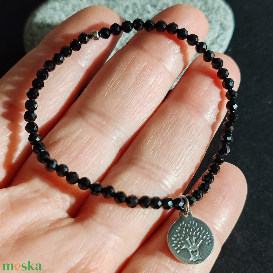 Spinel karkötő - ékszer - karkötő - gyöngyös karkötő - Meska.hu