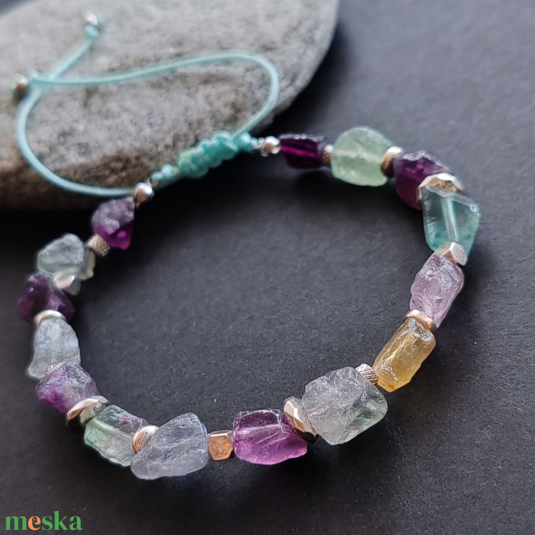 Nyers fluorit karkötő  - ékszer - karkötő - gyöngyös karkötő - Meska.hu