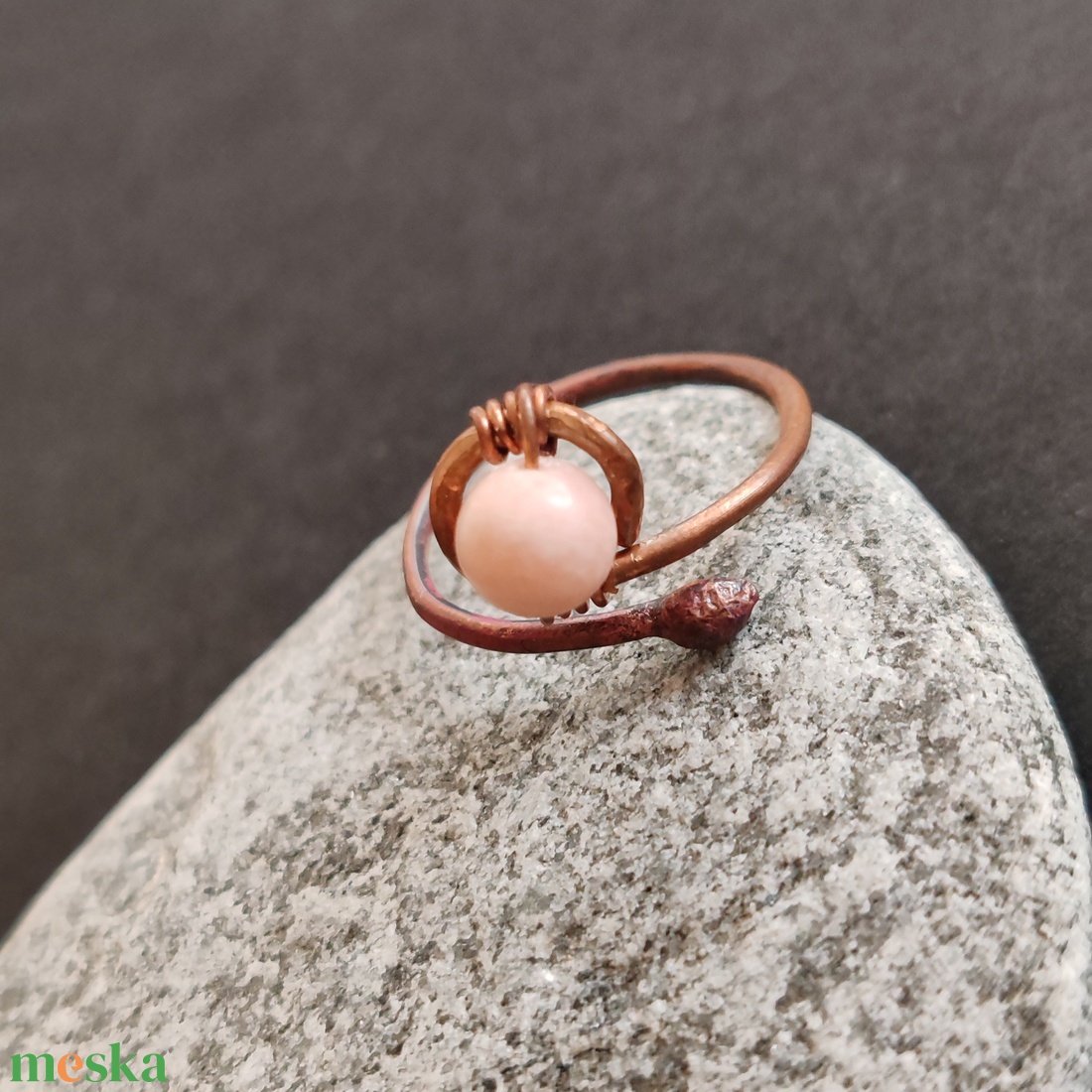 Pink opál vörösréz gyűrű  - ékszer - gyűrű - fonódó gyűrű - Meska.hu