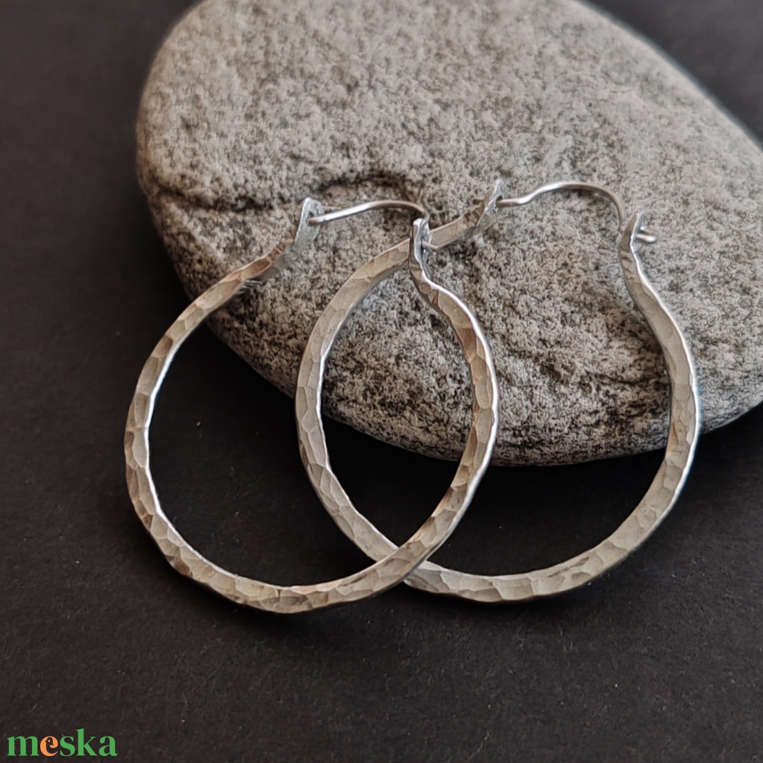 Karika fülbevaló  - ékszer - fülbevaló - lógó fülbevaló - Meska.hu