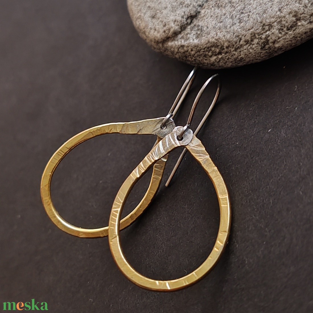 Arany csepp fülbevaló  - ékszer - fülbevaló - lógó fülbevaló - Meska.hu