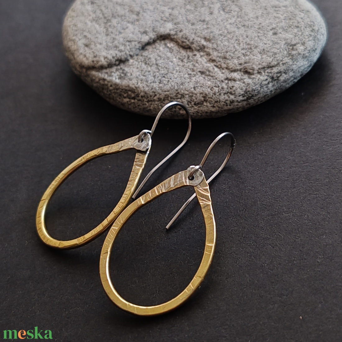 Arany csepp fülbevaló  - ékszer - fülbevaló - lógó fülbevaló - Meska.hu