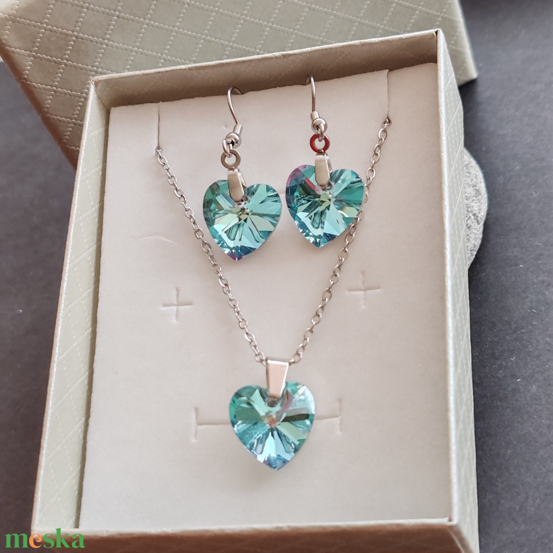 Kristályszív... acél fülbevaló + nyaklánc szett - ékszer - ékszerszett - Meska.hu