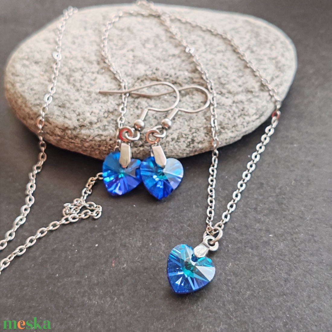 Mini kristályszív... acél fülbevaló + nyaklánc szett - ékszer - ékszerszett - Meska.hu