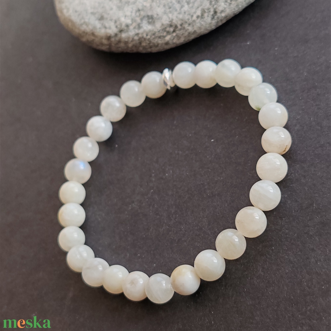 Holdkő gumis karkötő - ékszer - karkötő - gyöngyös karkötő - Meska.hu