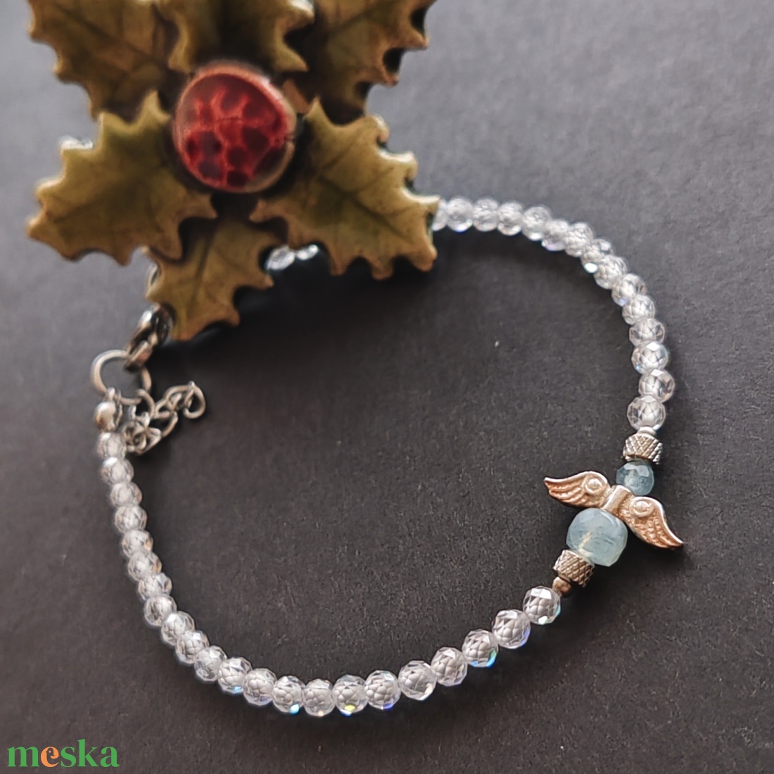 Minidesign... akvamarin angyalka karkötő  - ékszer - karkötő - gyöngyös karkötő - Meska.hu