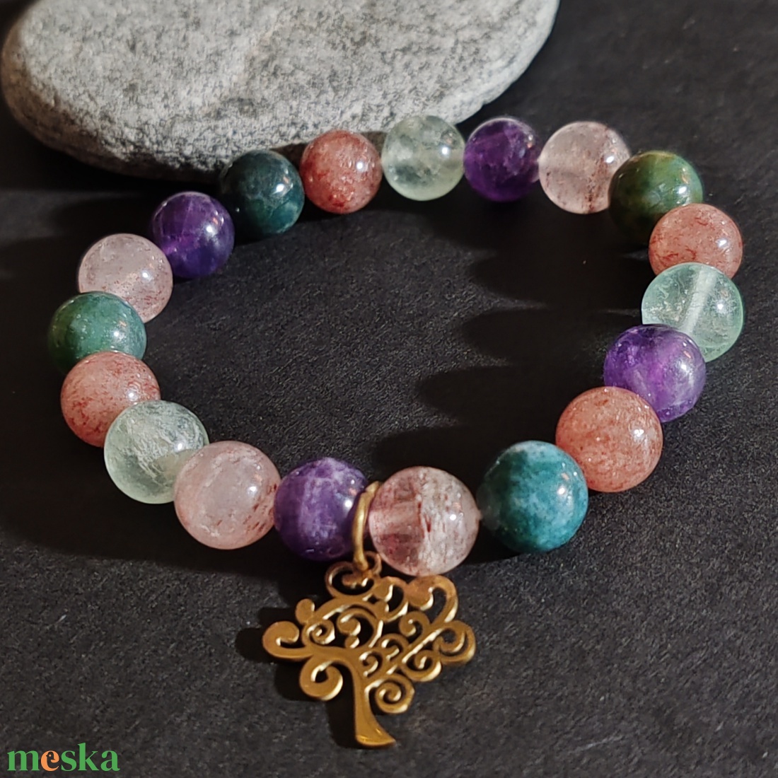 Fluorit - eperkvarc - ametiszt - moha achát - hematitos kvarc karkötő - ékszer - karkötő - gyöngyös karkötő - Meska.hu