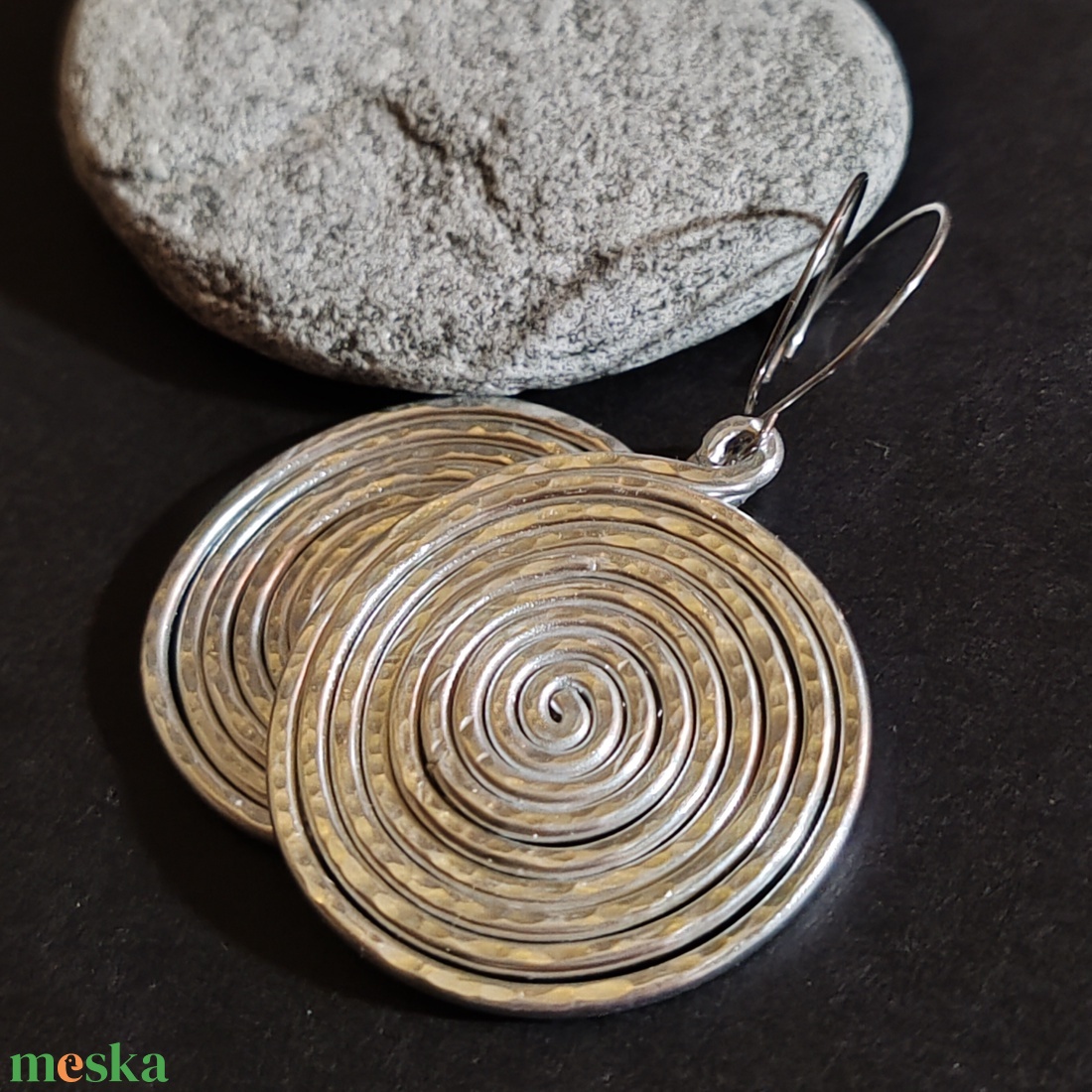 Óriás csiga... alumínium fülbevaló  - ékszer - fülbevaló - lógó fülbevaló - Meska.hu