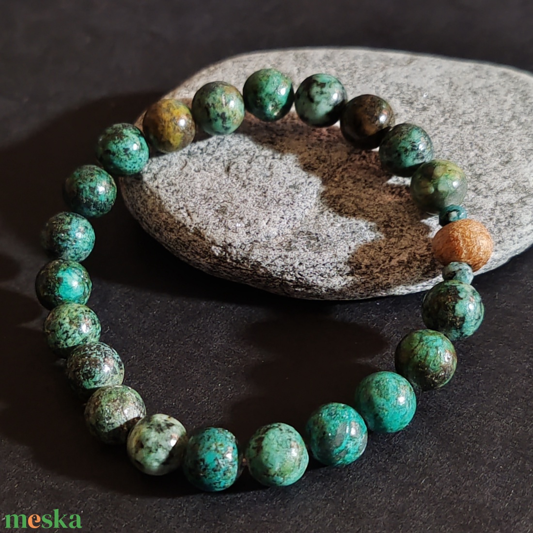 Illatos karkötő... afrikai türkiz - palo santo - ékszer - karkötő - gyöngyös karkötő - Meska.hu