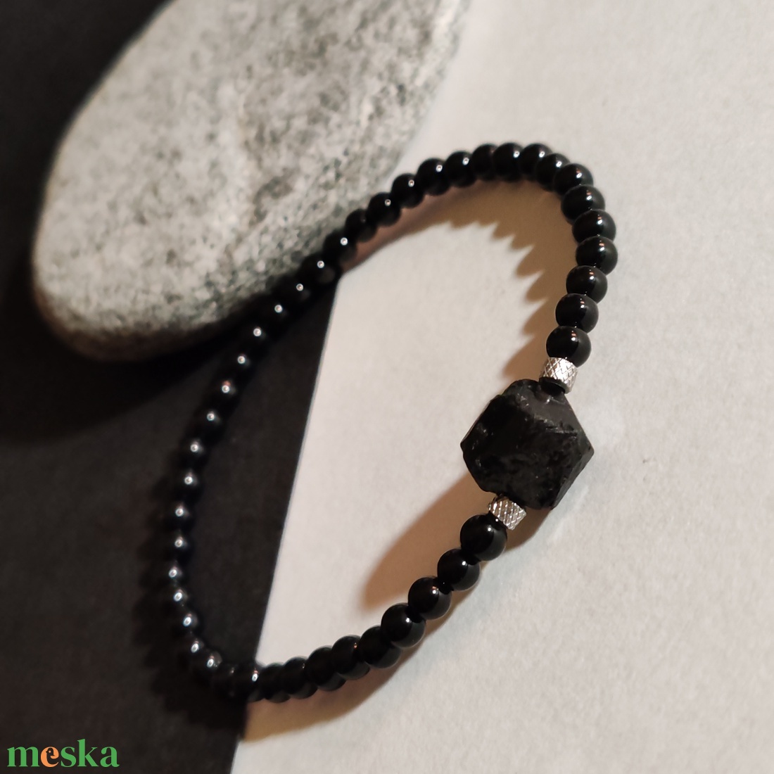 Ónix - fekete turmalin / sörl karkötő - ékszer - karkötő - gyöngyös karkötő - Meska.hu