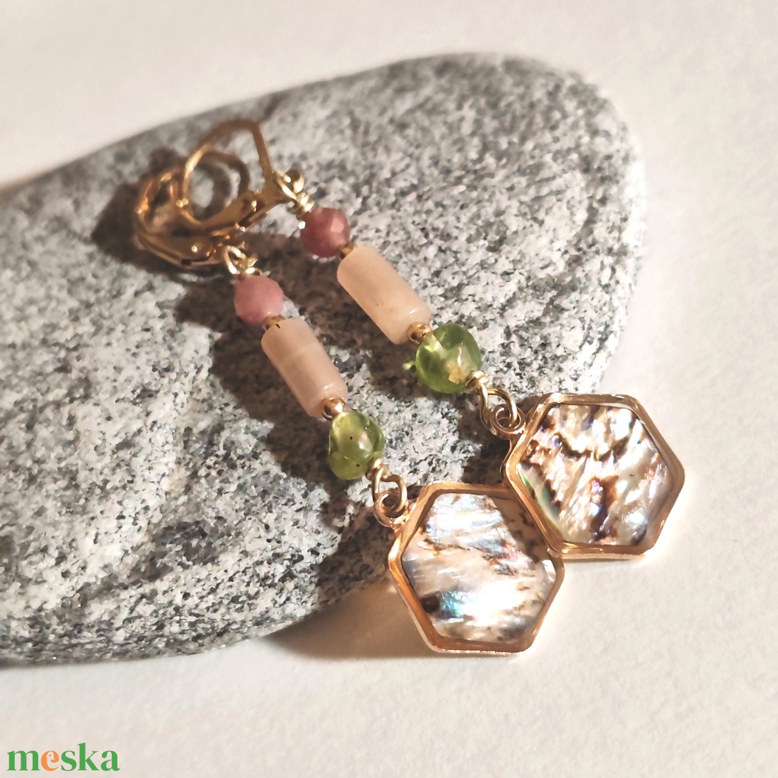 Turmalin - holdkő - peridot fülbevaló  - ékszer - fülbevaló - lógó fülbevaló - Meska.hu