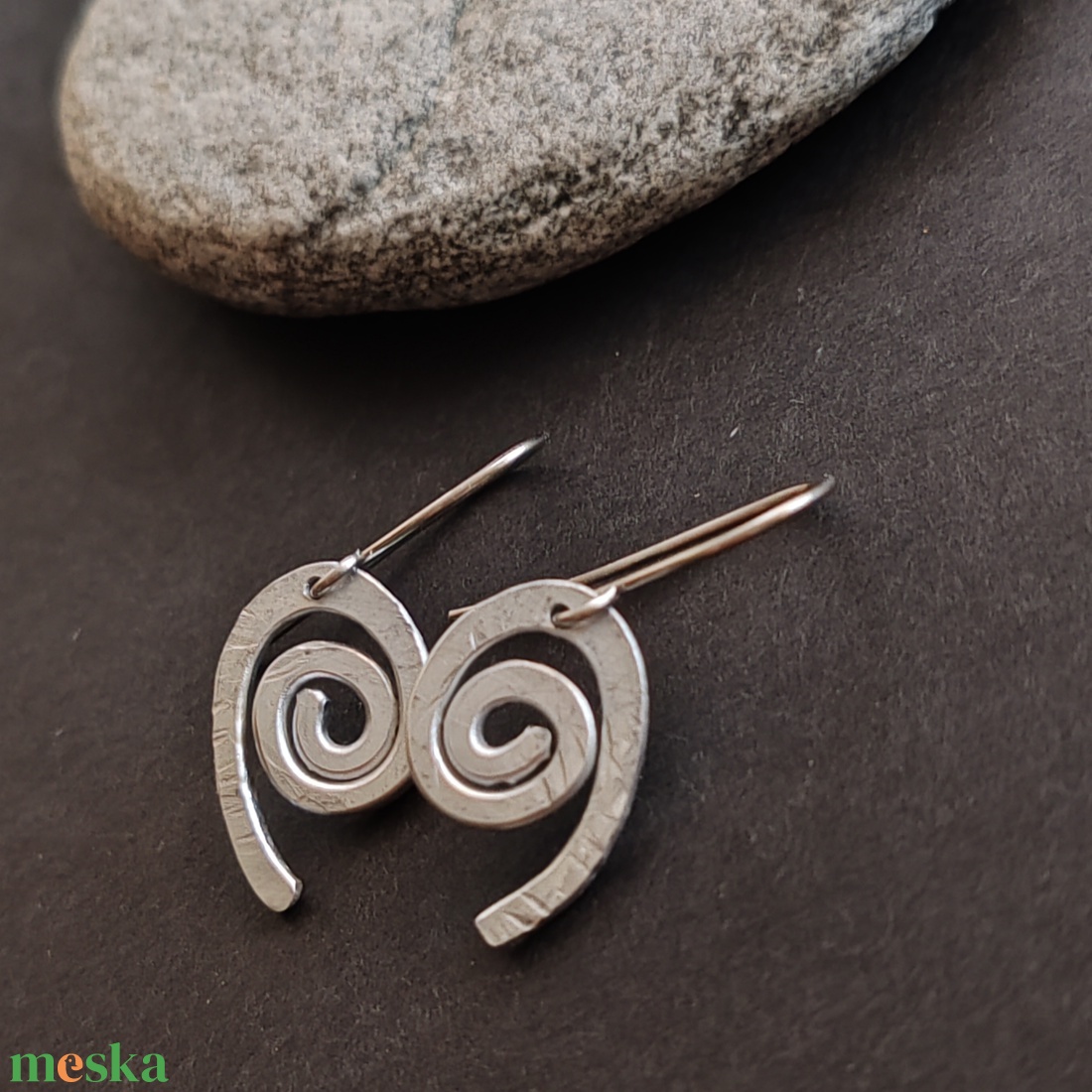 Csavar... alumínium fülbevaló  - ékszer - fülbevaló - lógó fülbevaló - Meska.hu