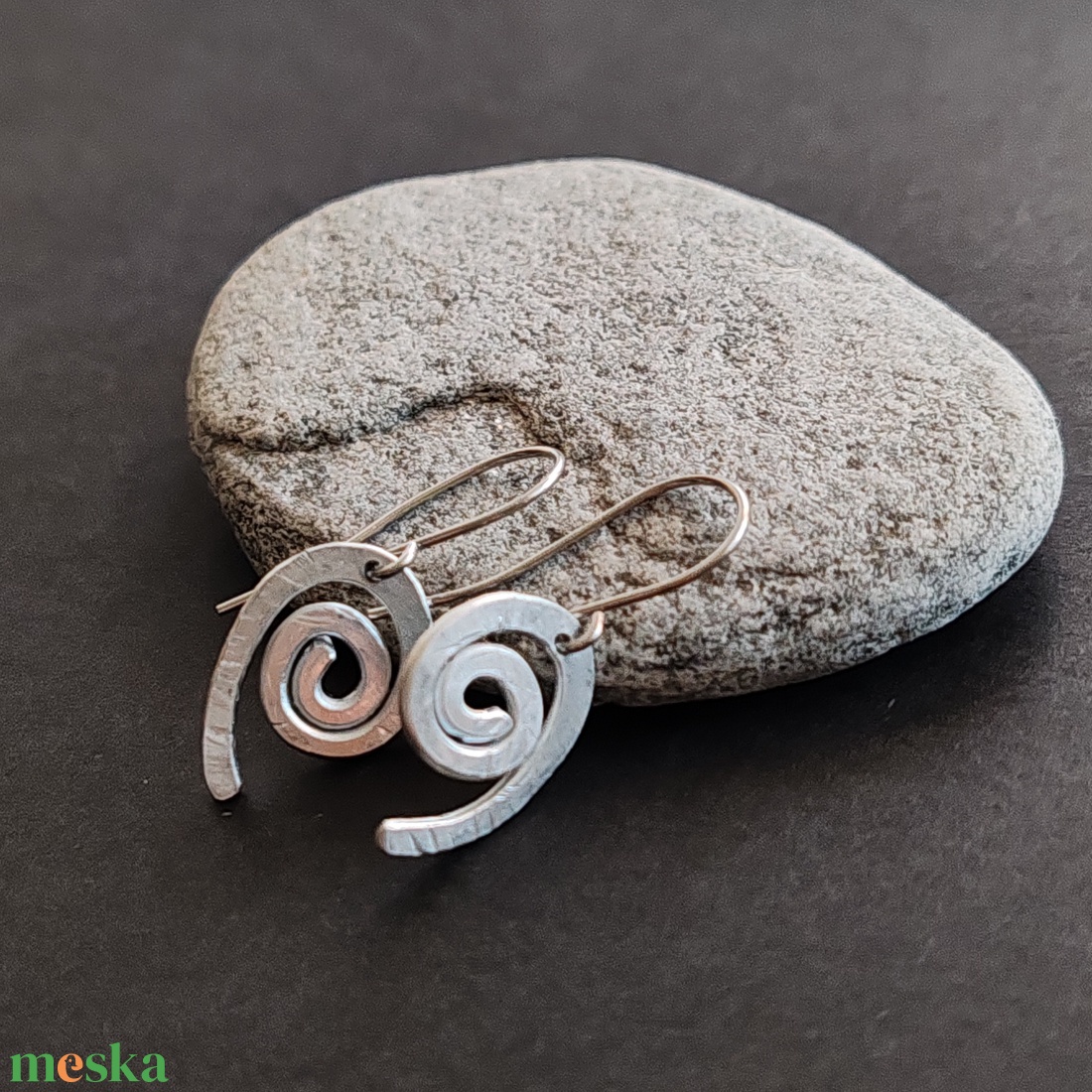 Csavar... alumínium fülbevaló  - ékszer - fülbevaló - lógó fülbevaló - Meska.hu