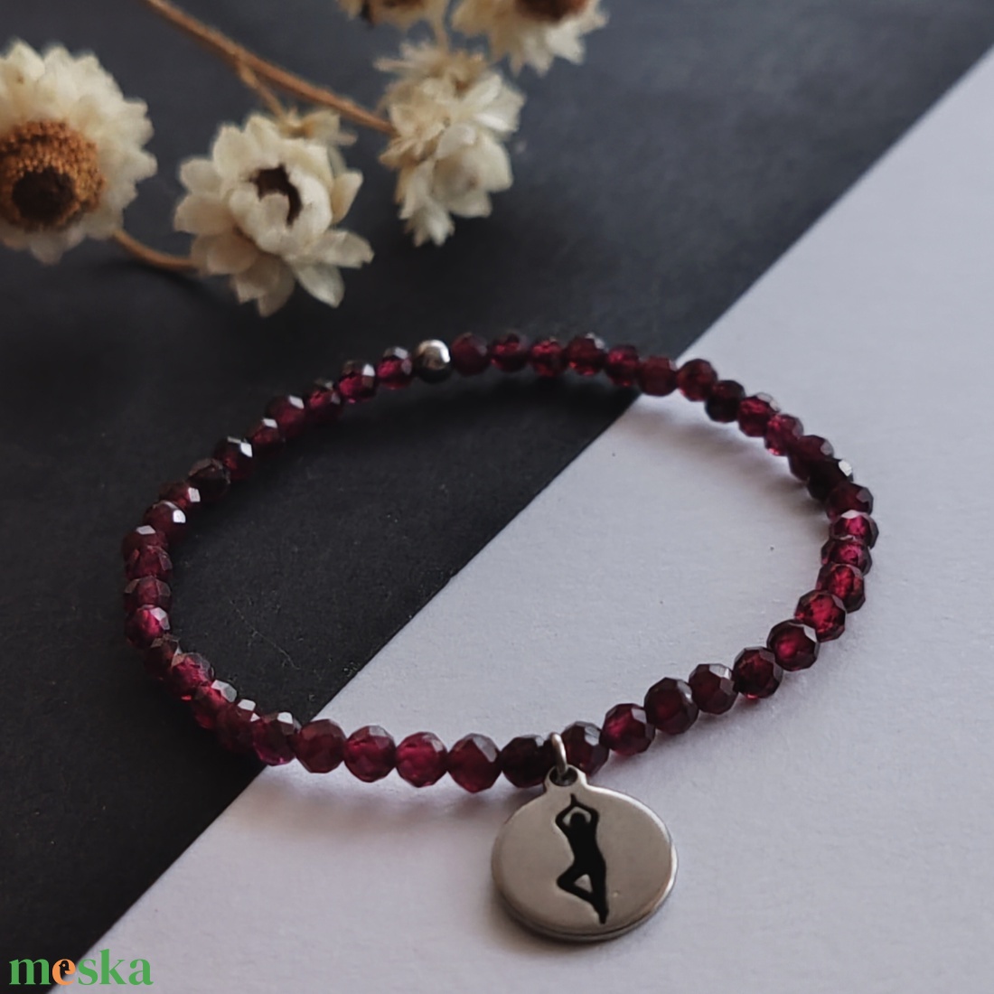 Gránát karkötő - ékszer - karkötő - gyöngyös karkötő - Meska.hu