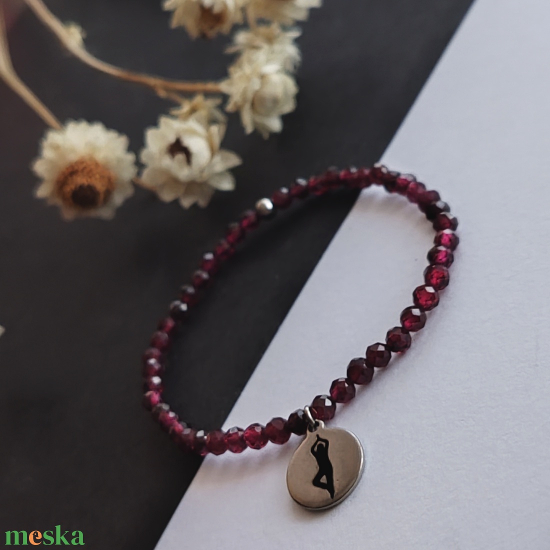 Gránát karkötő - ékszer - karkötő - gyöngyös karkötő - Meska.hu