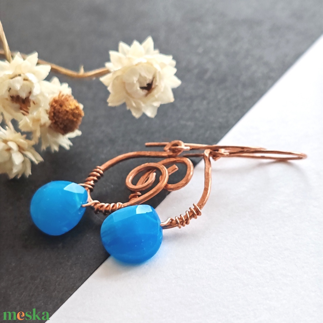 Vörösréz fülbevaló achát cseppel - ékszer - fülbevaló - lógó fülbevaló - Meska.hu