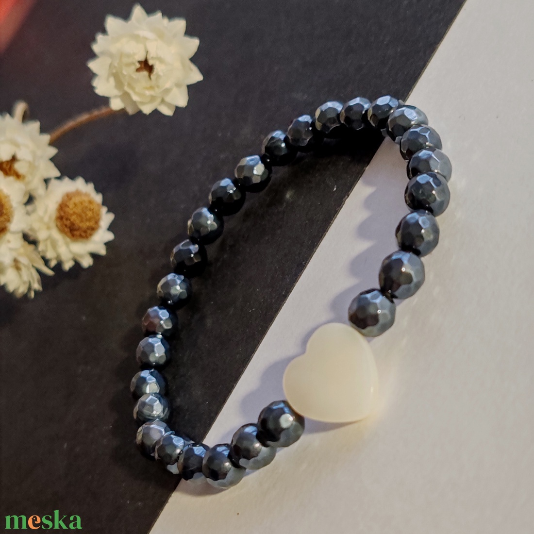 Kék achát - kagyló szív karkötő  - ékszer - karkötő - gyöngyös karkötő - Meska.hu