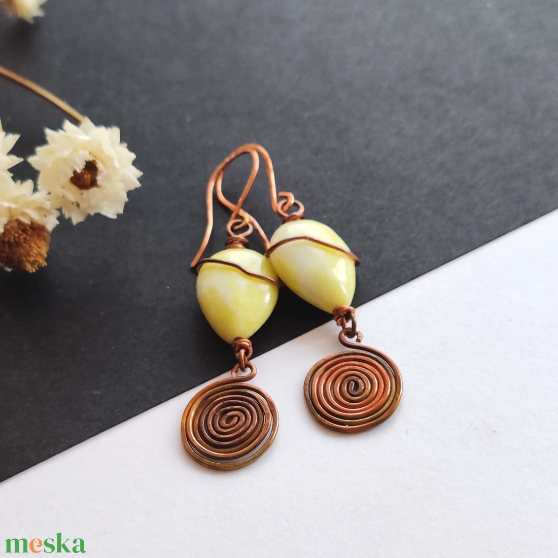 Jáde - vörösréz fülbevaló  - ékszer - fülbevaló - lógó fülbevaló - Meska.hu