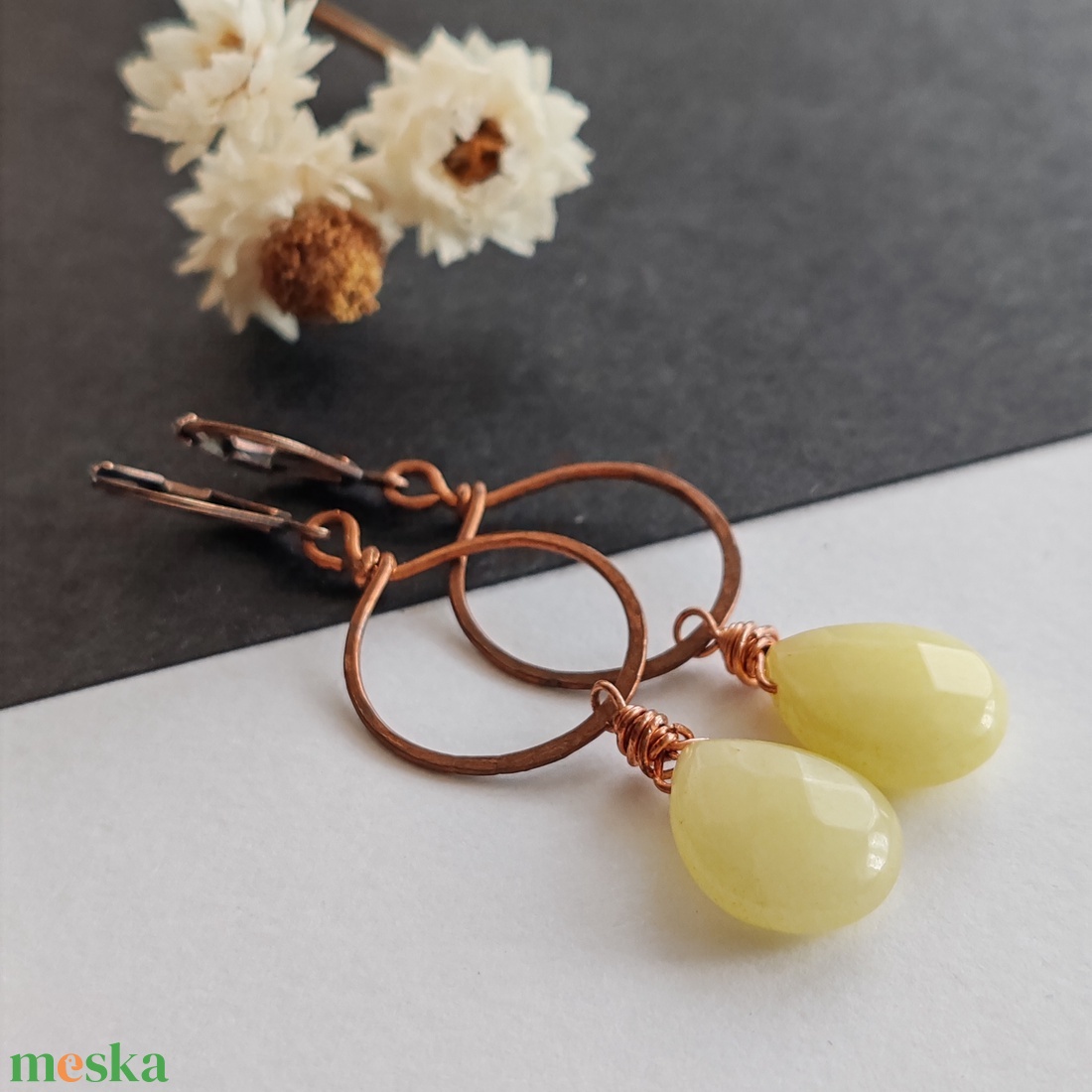 Jáde - vörösréz fülbevaló  - ékszer - fülbevaló - lógó fülbevaló - Meska.hu