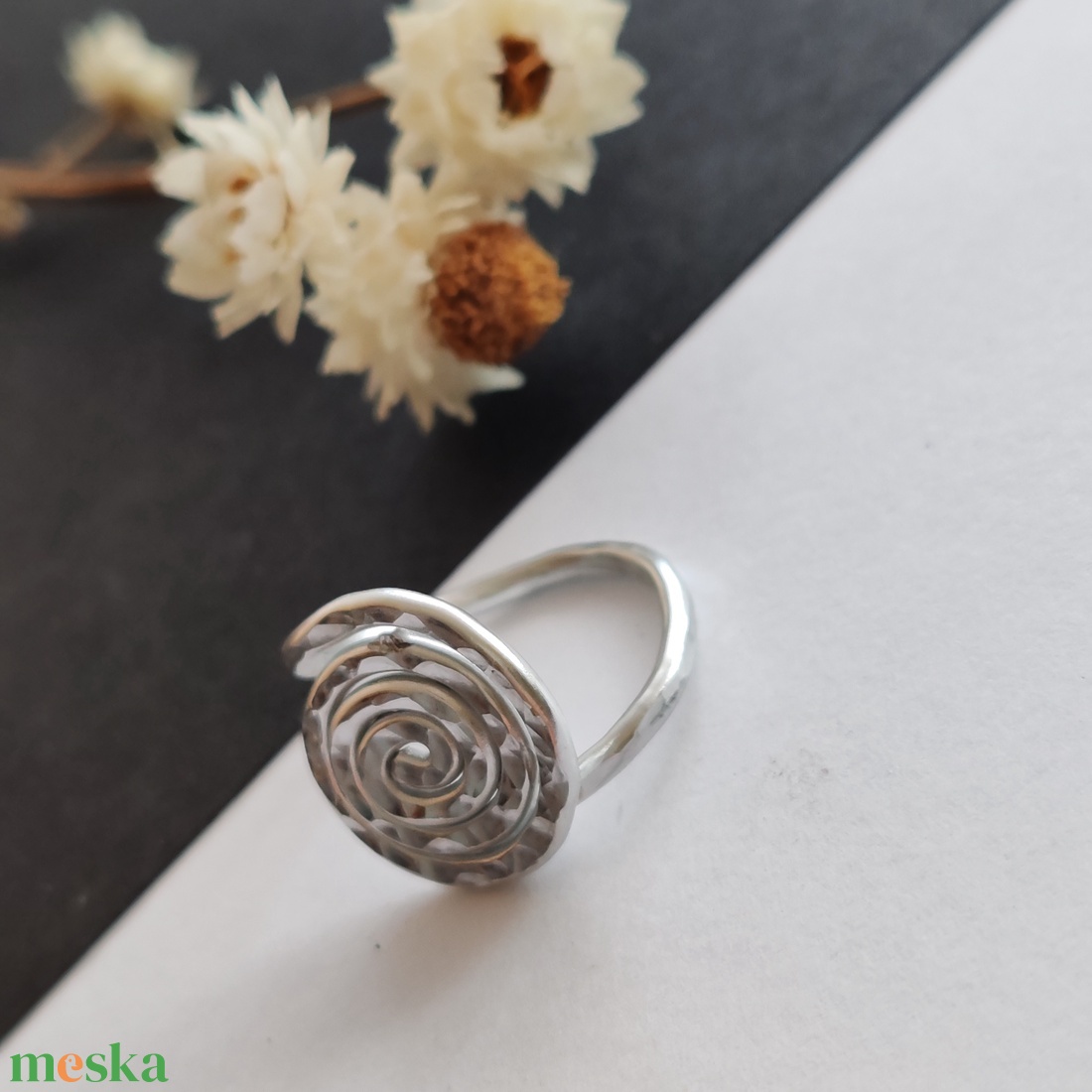 Kakaós tekercs...  ezüst alumínium gyűrű  - ékszer - gyűrű - fonódó gyűrű - Meska.hu