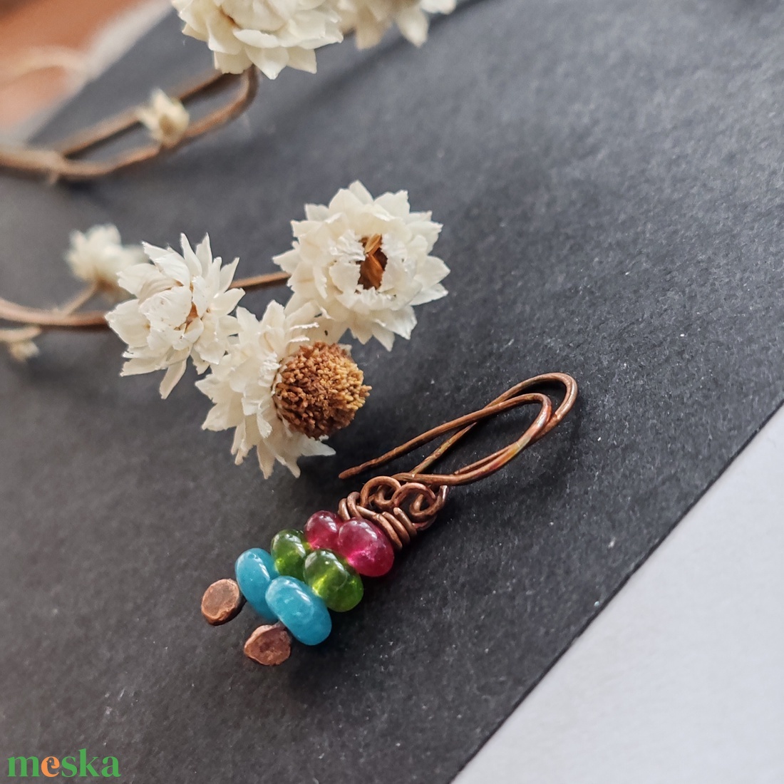 Apró szivárvány... achát réz fülbevaló  - ékszer - fülbevaló - lógó fülbevaló - Meska.hu