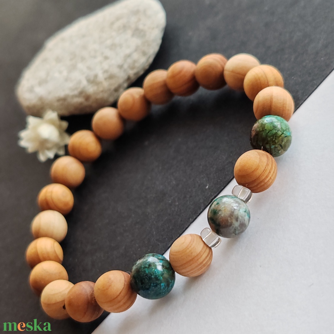 Szantálfa - kvantum kvattro - hegyikristály karkötő - ékszer - karkötő - gyöngyös karkötő - Meska.hu