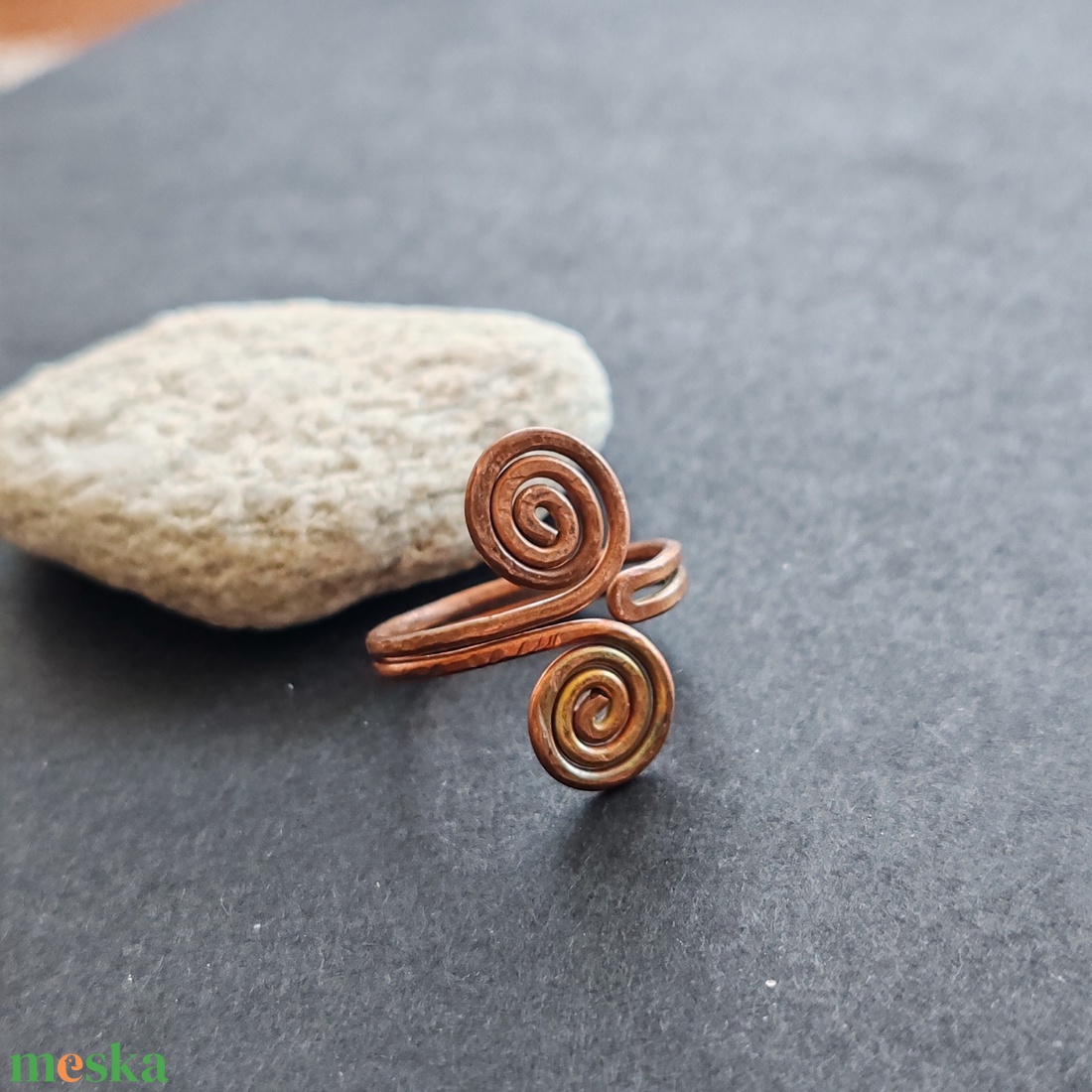 Csigás vörösréz gyűrű  - ékszer - gyűrű - fonódó gyűrű - Meska.hu