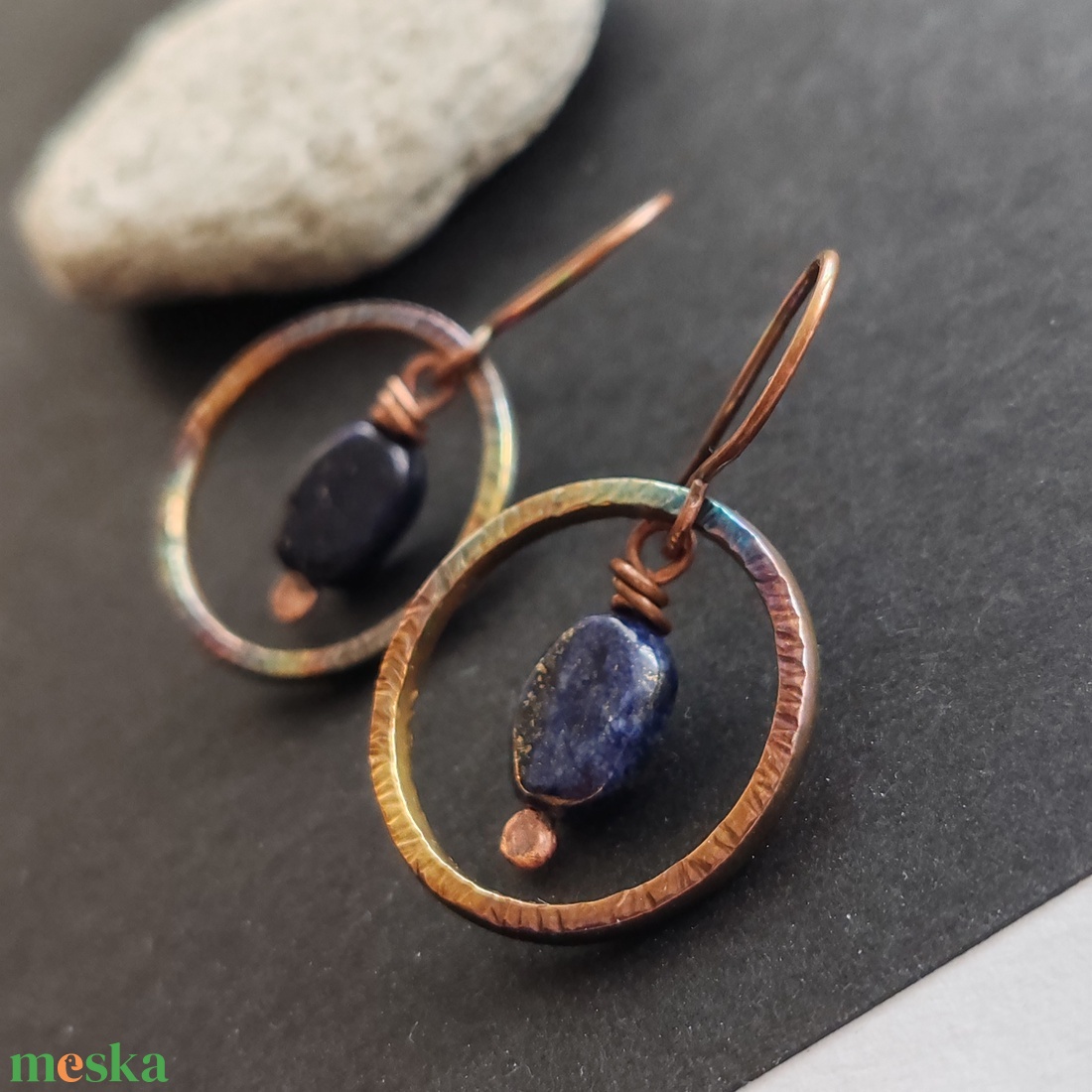 Szivárványos lápisz fülbevaló  - ékszer - fülbevaló - lógó fülbevaló - Meska.hu