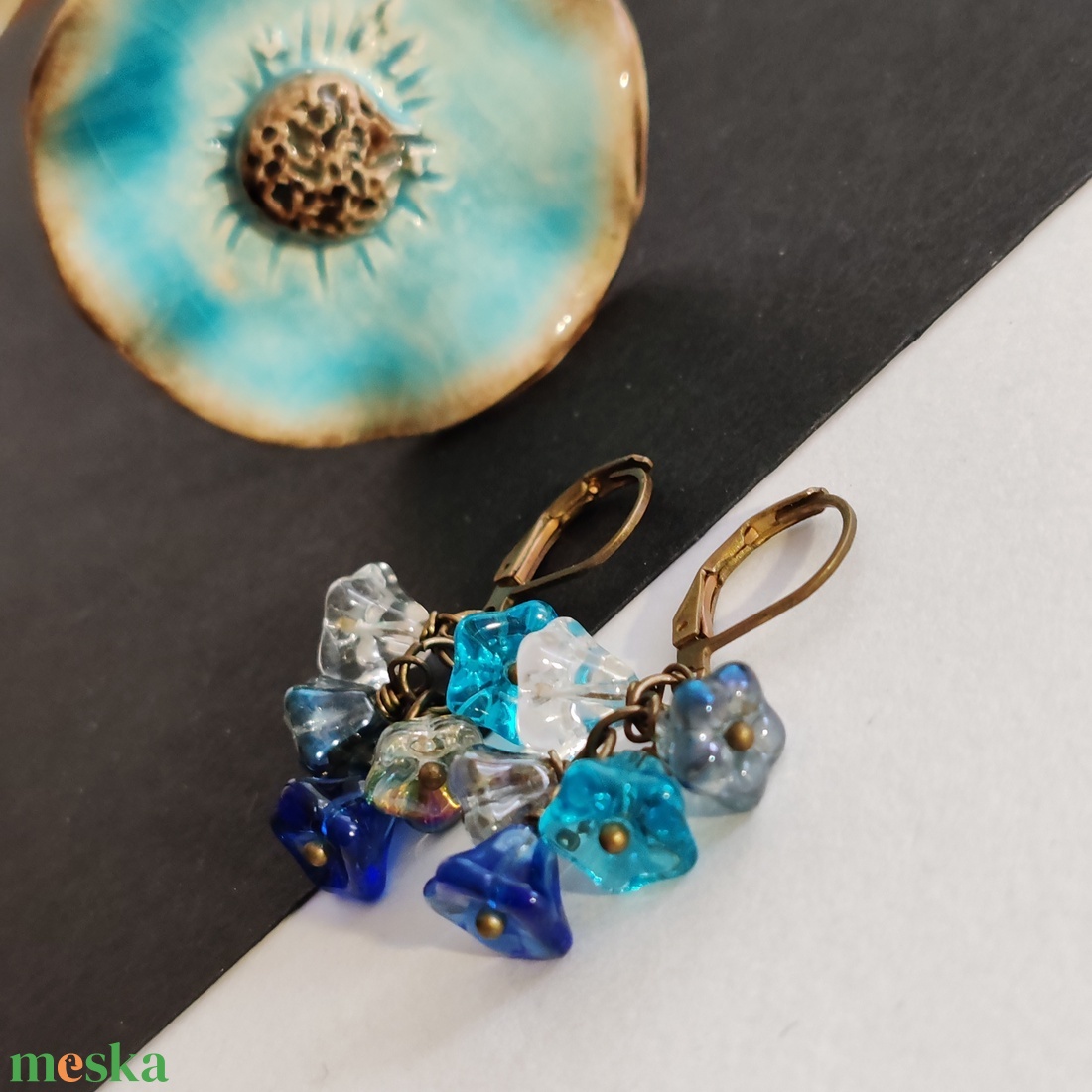 Apró virágok fülbevaló  - ékszer - fülbevaló - lógó fülbevaló - Meska.hu