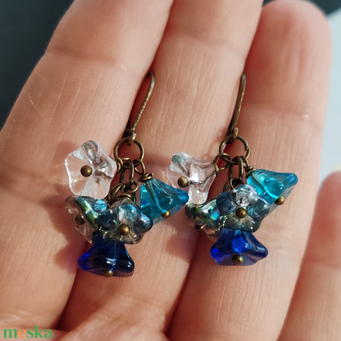 Apró virágok fülbevaló  - ékszer - fülbevaló - lógó fülbevaló - Meska.hu