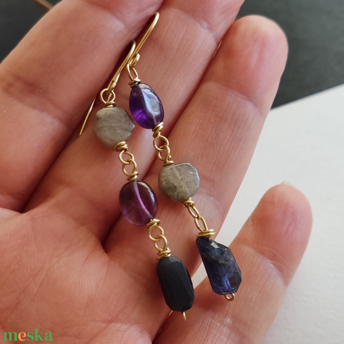 Ametiszt - iolit - labradorit fülbevaló - ékszer - fülbevaló - lógó fülbevaló - Meska.hu